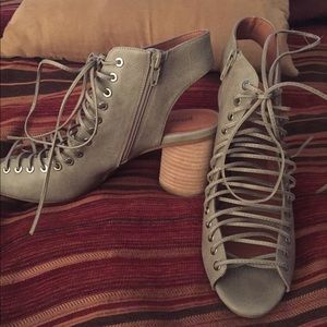 Jeffery Campbell leather lace up sandals